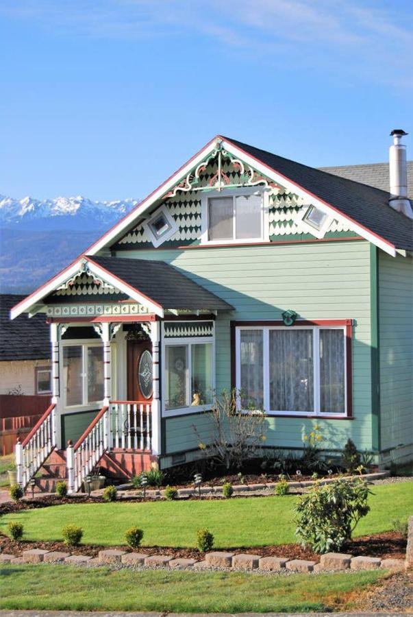 The Victorian Spa Retreat Port Angeles Exterior photo